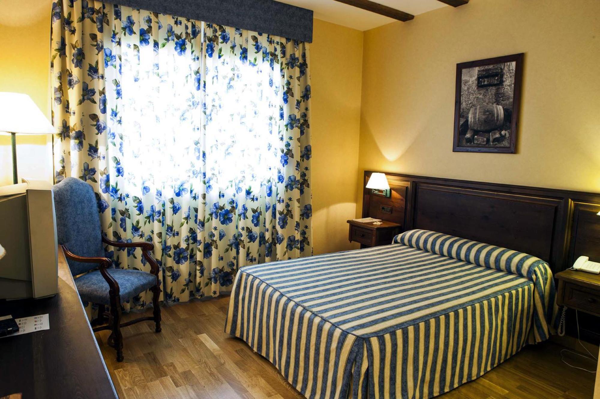 Hotel Spa Tudanca Aranda Fuentespina Szoba fotó